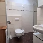 Haus Spoekenkieker Moenkeboe 아파트