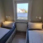 Haus Spoekenkieker Moenkeboe 아파트 보르쿰