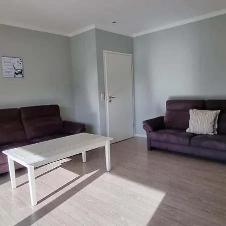 Haus Spoekenkieker Moenkeboe Apartmán *